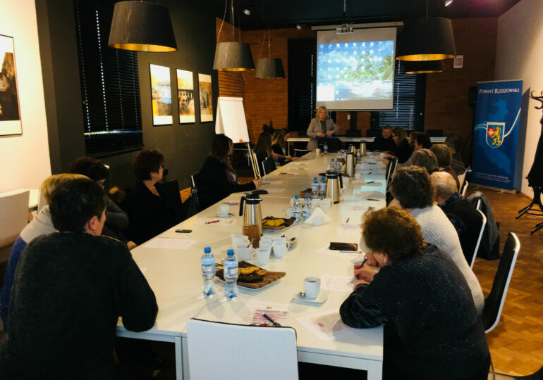 „Jak pomóc dziecku w skutecznym i efektywnym uczeniu się” - spotkanie dla dla rodzin zastępczych i prowadzących rodzinny dom dziecka