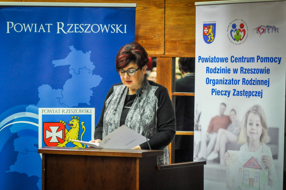 https://pcpr.powiat.rzeszowski.pl/aktualnosci/poznac-zrozumiec-wychowac-dziecko-w-pieczy-zastepczej/attachment/dsc-0061_11-jpg/