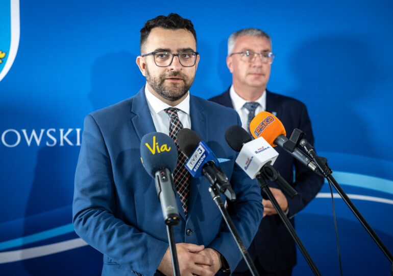 Konferencja "Miłość nie zna DNA"