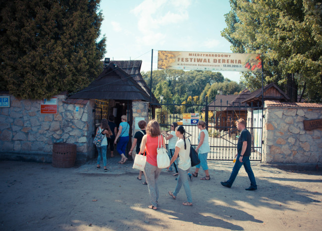 Wejście do Arboretum w Bolestraszycach