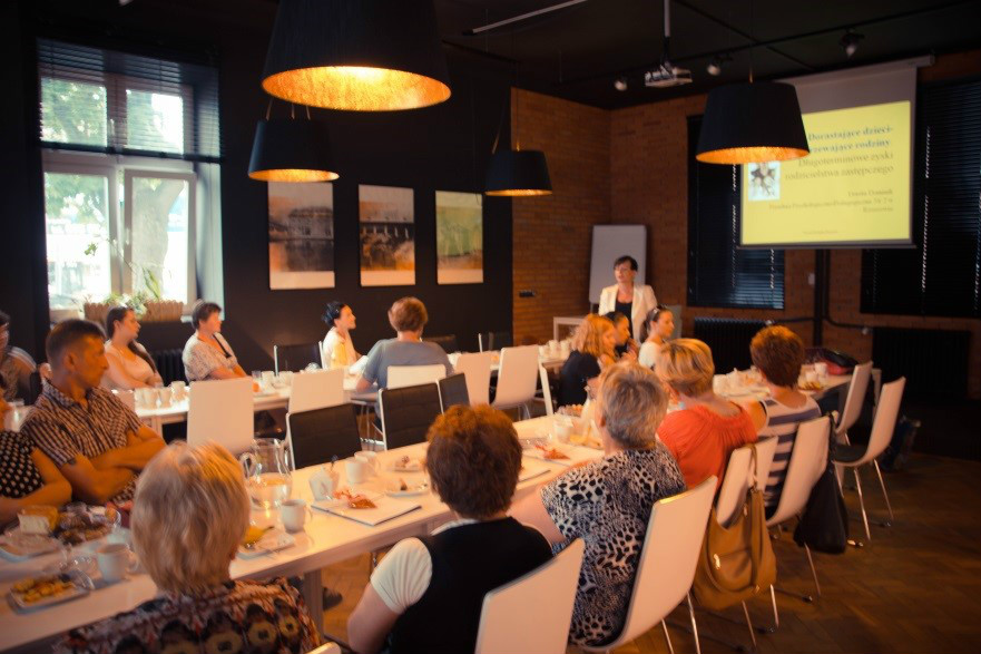 Szkolenie pod nazwą Dorastające dzieci - dojrzewające rodziny