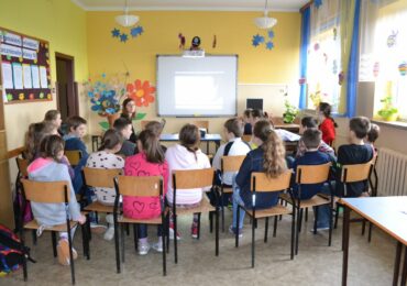 Spotkania profilaktyczno - edukacyjne w Szkołach Podstawowych Powiatu Rzeszowskiego